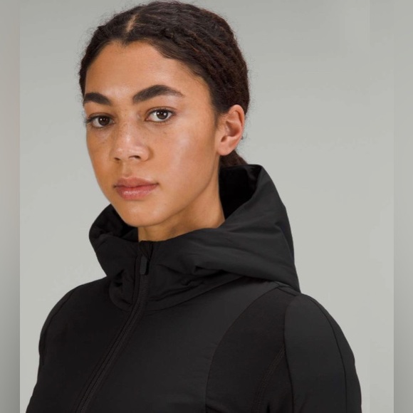 LULULEMON   ❤️❤️ PUSH YOUR PACE JACKET SIZE 10 - Picture 2 of 12